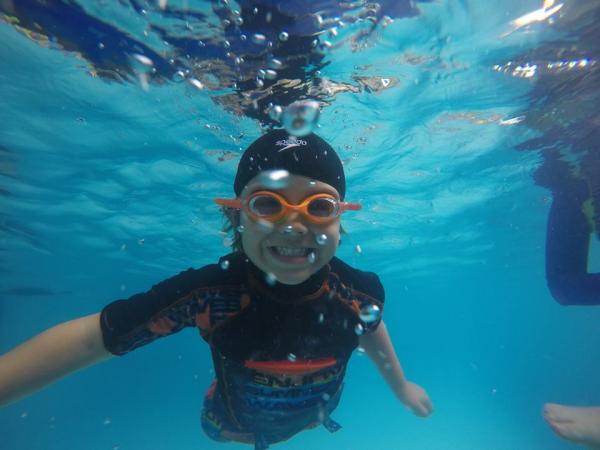 Nada Más Jugando - Escuela de Natación | Clases de natación para niños y adultos | Periódico del Sur | Medellín - Antioquia