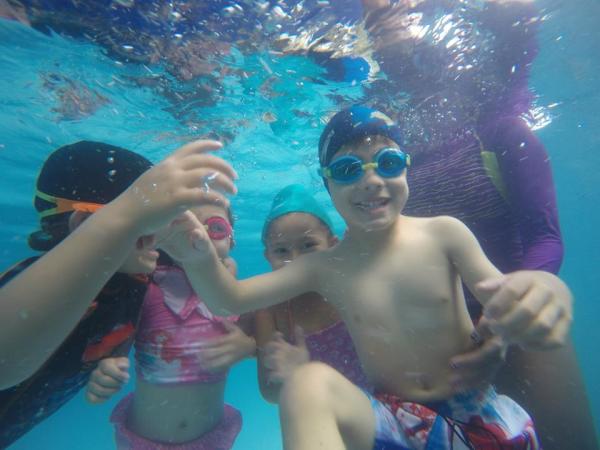 Nada Más Jugando - Escuela de Natación | Clases de natación para niños y adultos | Periódico del Sur | Medellín - Antioquia
